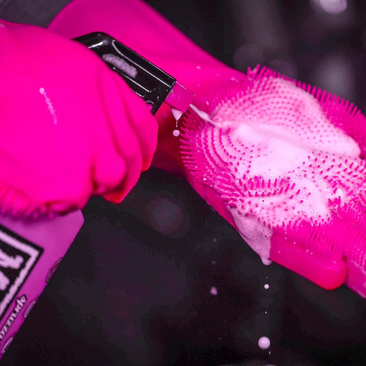 Muc Off Deep Scrubber Glove