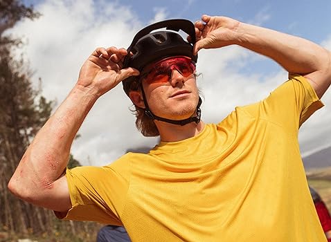 The-Top-5-Best-Oakley-Cycling-Sunglasses-2024