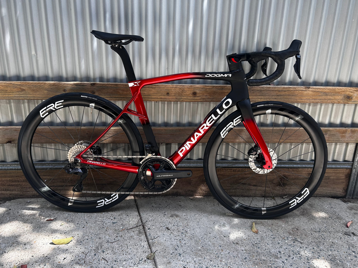 26 PINARELLO DOGMA X 54 SHINY RED
